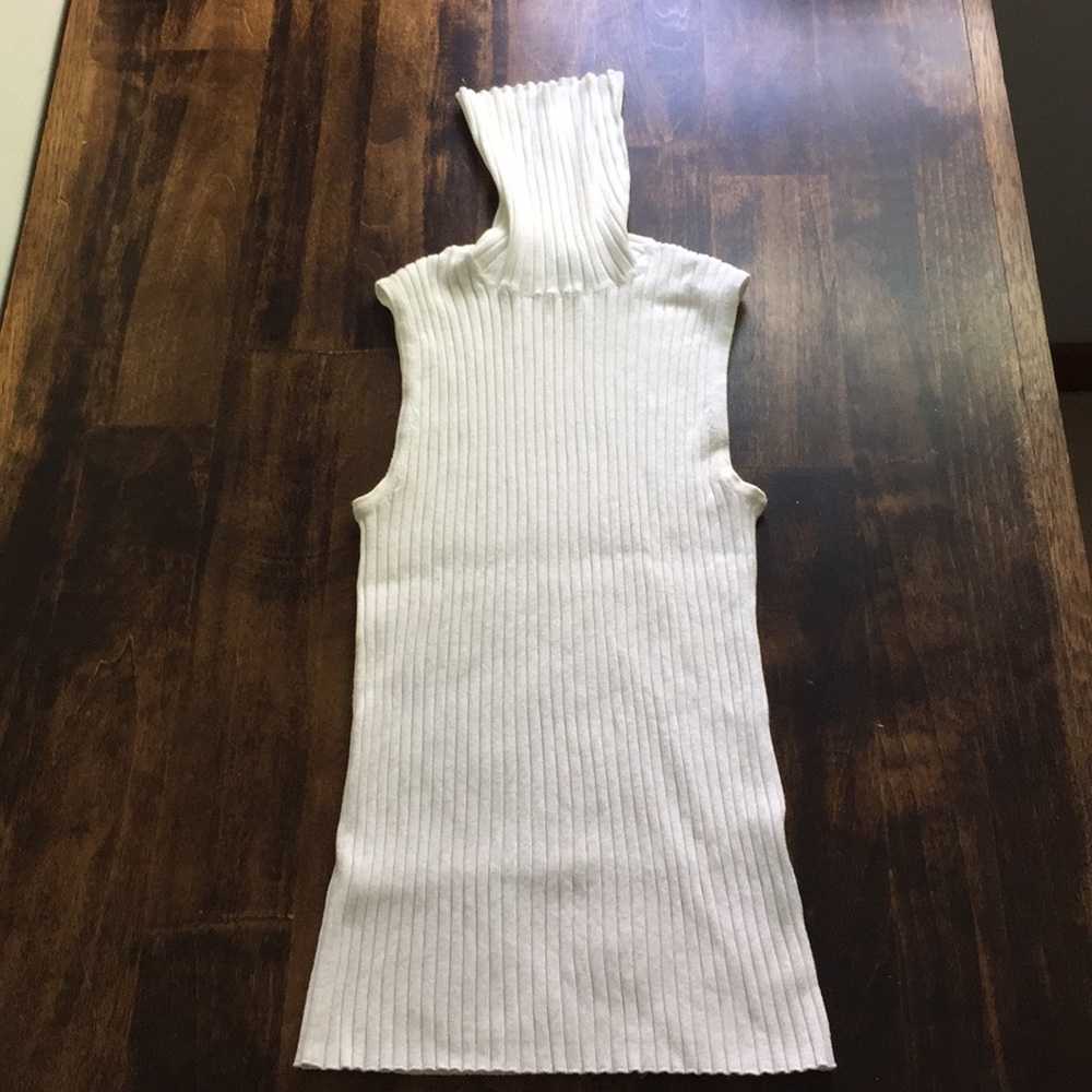 Sleeveless turtleneck sweater [Size XS]